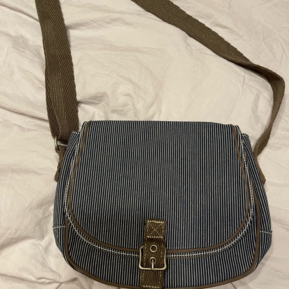 Thirty-one crossbody